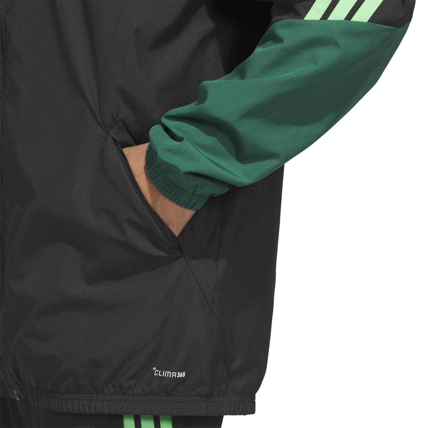 Mexico 26 Tiro All Weather Jacket